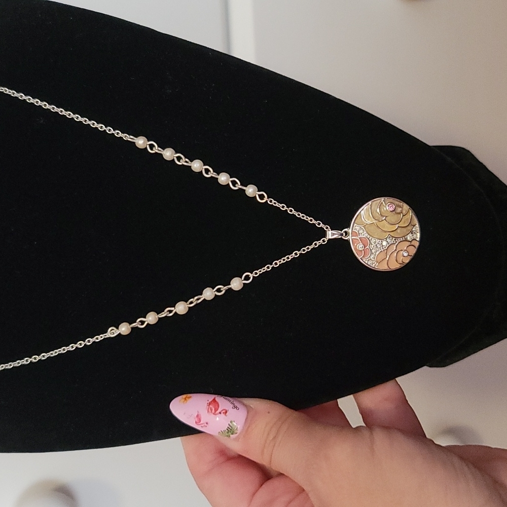 Avon Necklace and Earrings - Picture 4 of 8